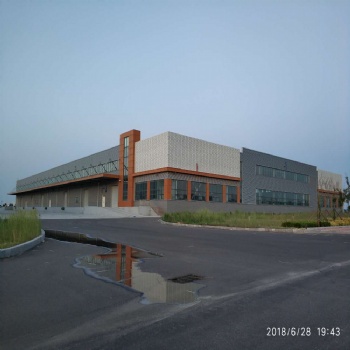 Steel structure warehouse