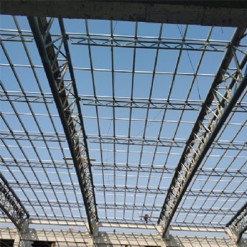 Steel structure hangar