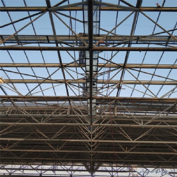 Steel structure hangar