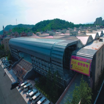 Steel structure exhibition hall