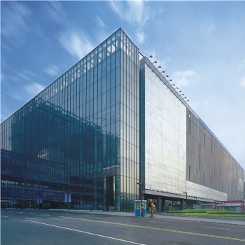 Steel structure sports hall
